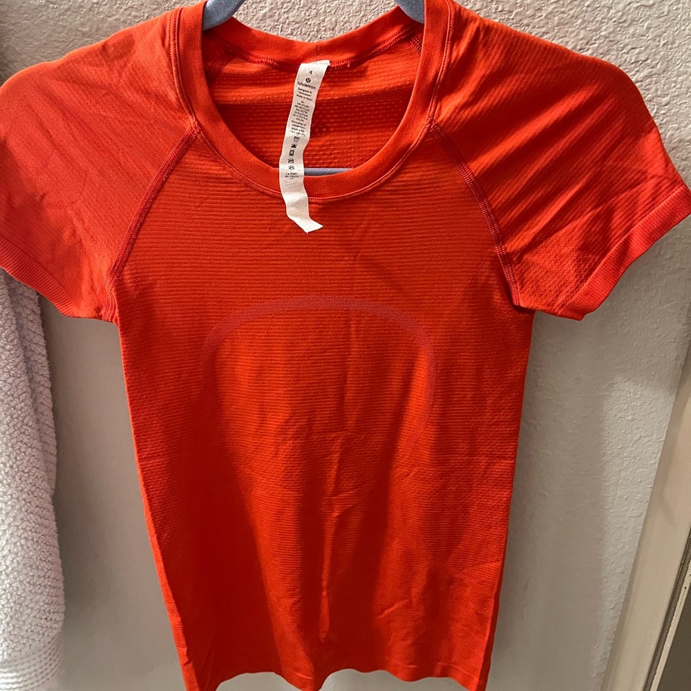 Lululemon swifty tee